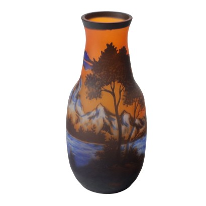 Vase im Gallé Stil des XX Jhs Gefärbigtes Glas Objekte